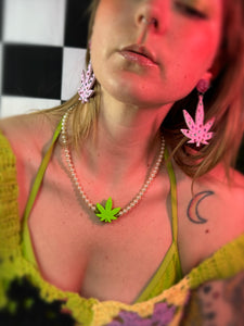 stoner glam necklace