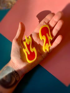 red flame hair clip set