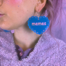 Load image into Gallery viewer, memes heart earrings