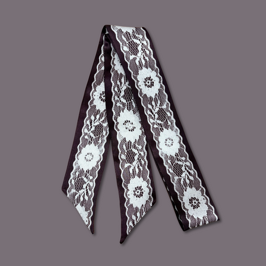 Lacey Silk Twilly