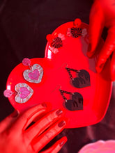 Load image into Gallery viewer, Gemstone Heart earrings