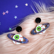 Load image into Gallery viewer, eyeball planet earrings