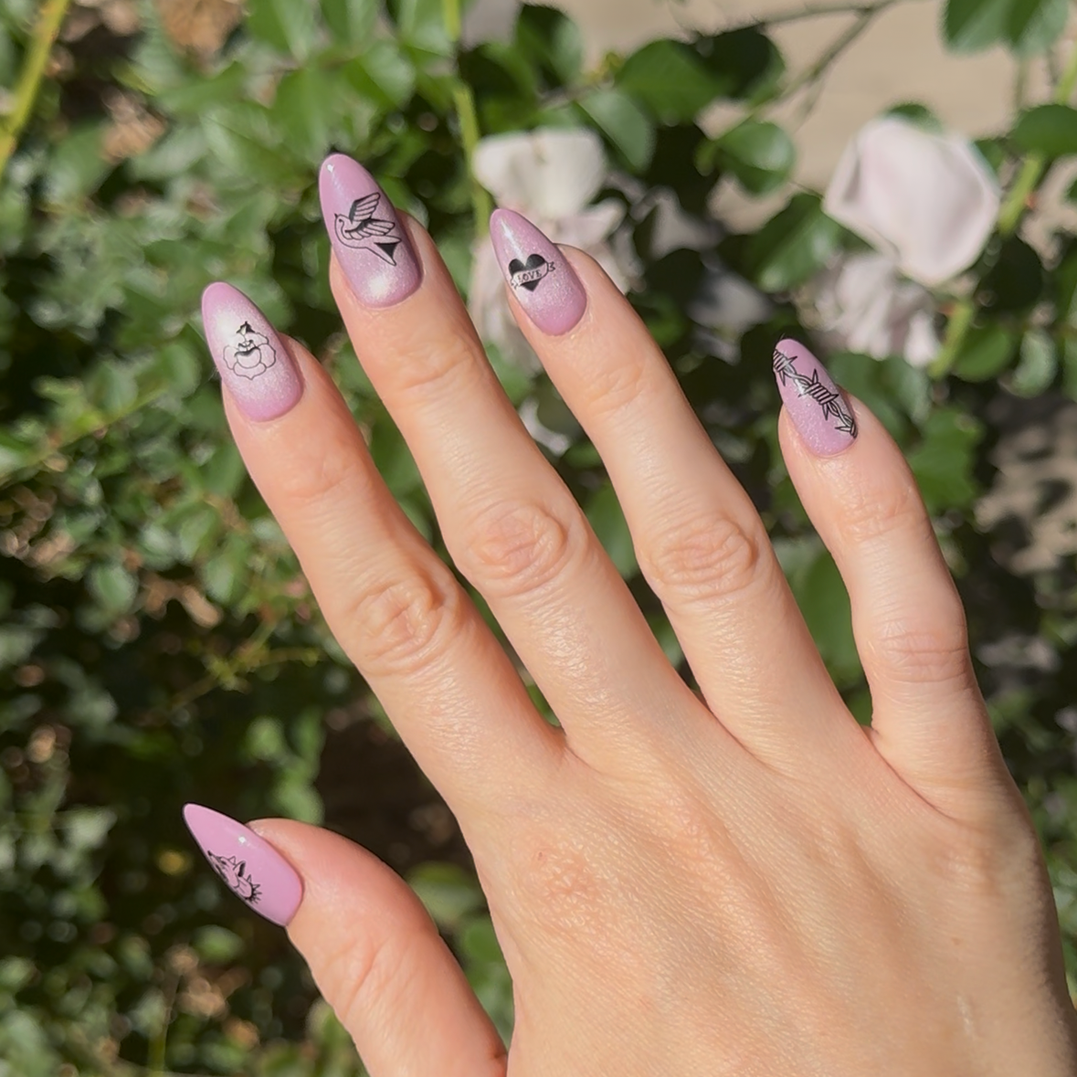 Tattoo Love Press-On Nails