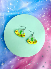 Load image into Gallery viewer, UFO glitter earrings