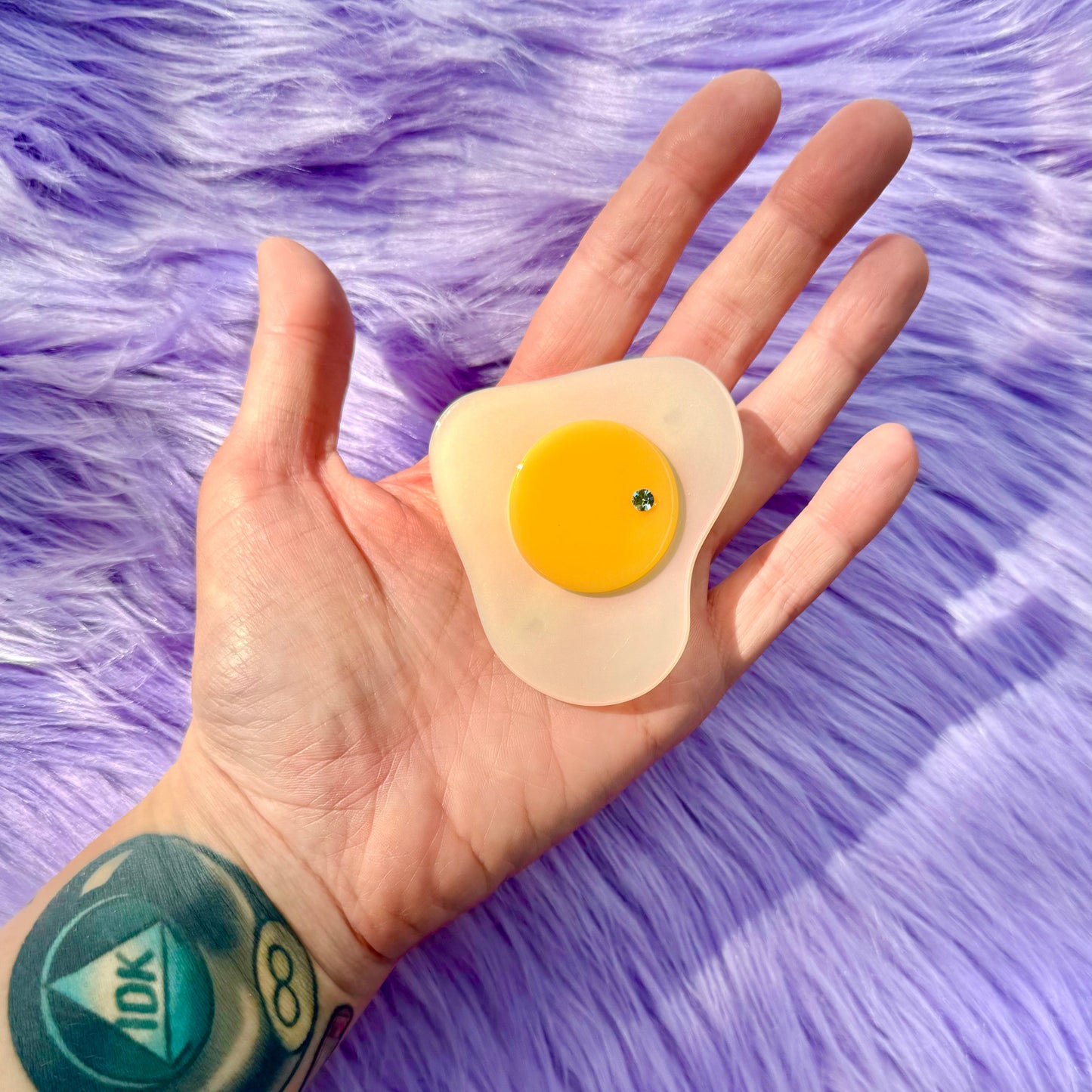 Egg Hair Clip