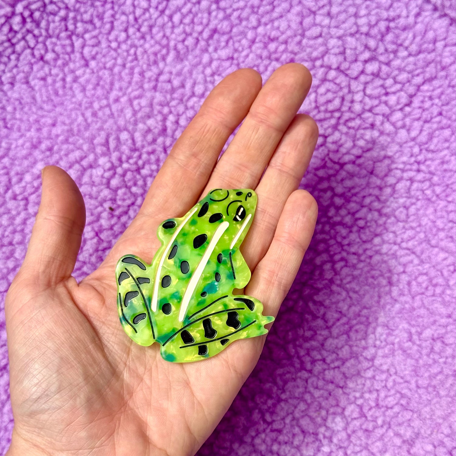 Leopard Frog Hair Clip