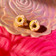 Load image into Gallery viewer, sweet studs earrings