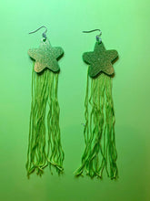 Load image into Gallery viewer, fab fringe earrings